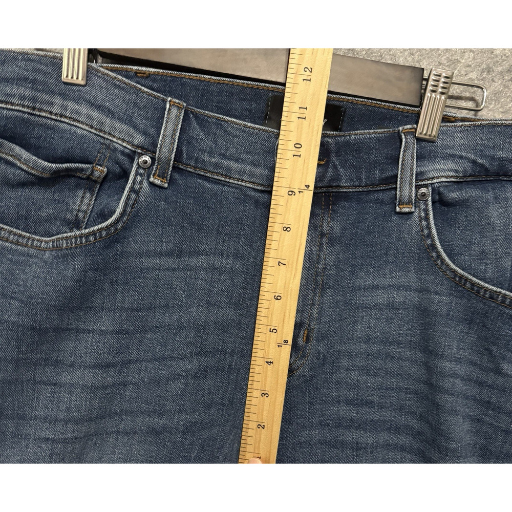 7 for All Mankind Straight Jeans Mens‎ 36 x 31 Blue Embroidered Whiskering - Picture 9 of 10